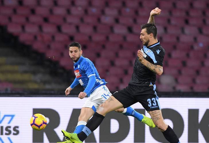 阿尔克马尔 VS 费耶诺德，谁能抢占先机？